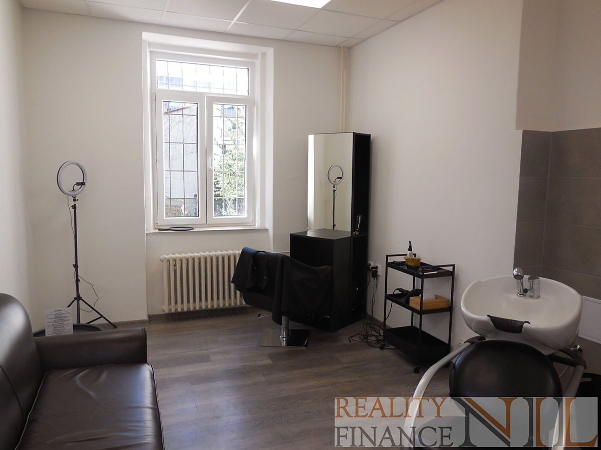 Pronájem komerční nemovitosti 15 m² – fotografie 2