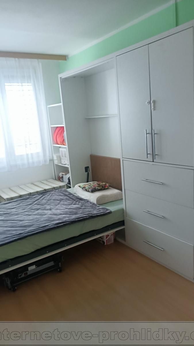 Pronájem bytu 3+1 77 m² – fotografie 3