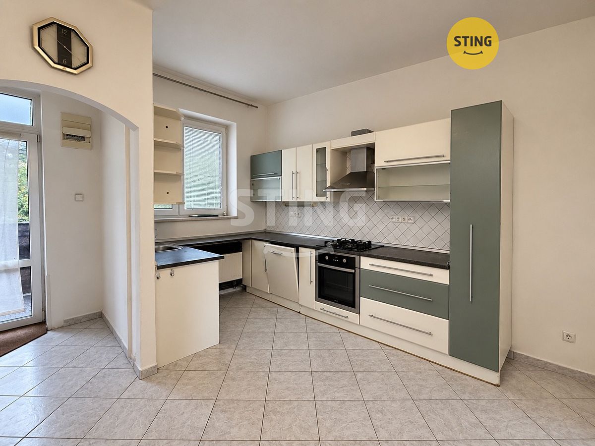 Pronájem bytu 3+1 90 m²