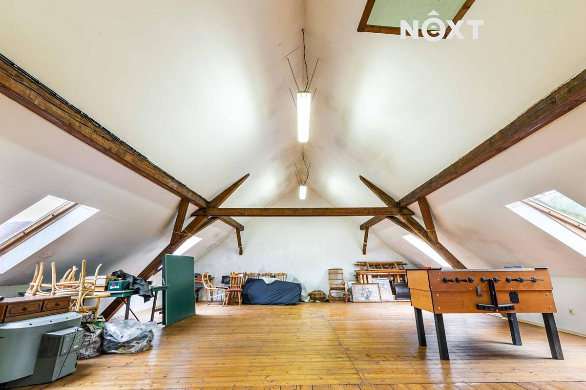 Prodej rodinného domu 197 m², pozemek 539 m² – fotografie 2