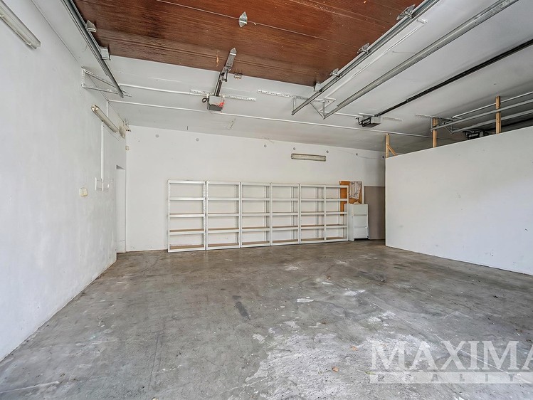 Комерційне приміщення на продаж, 250 м² (19 з 29)