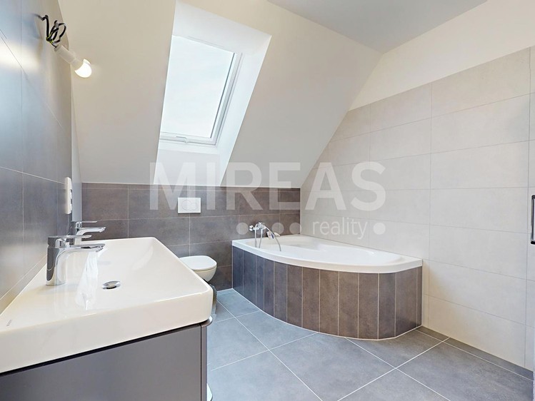 Prodej domu, 133 m² (27 z 35)