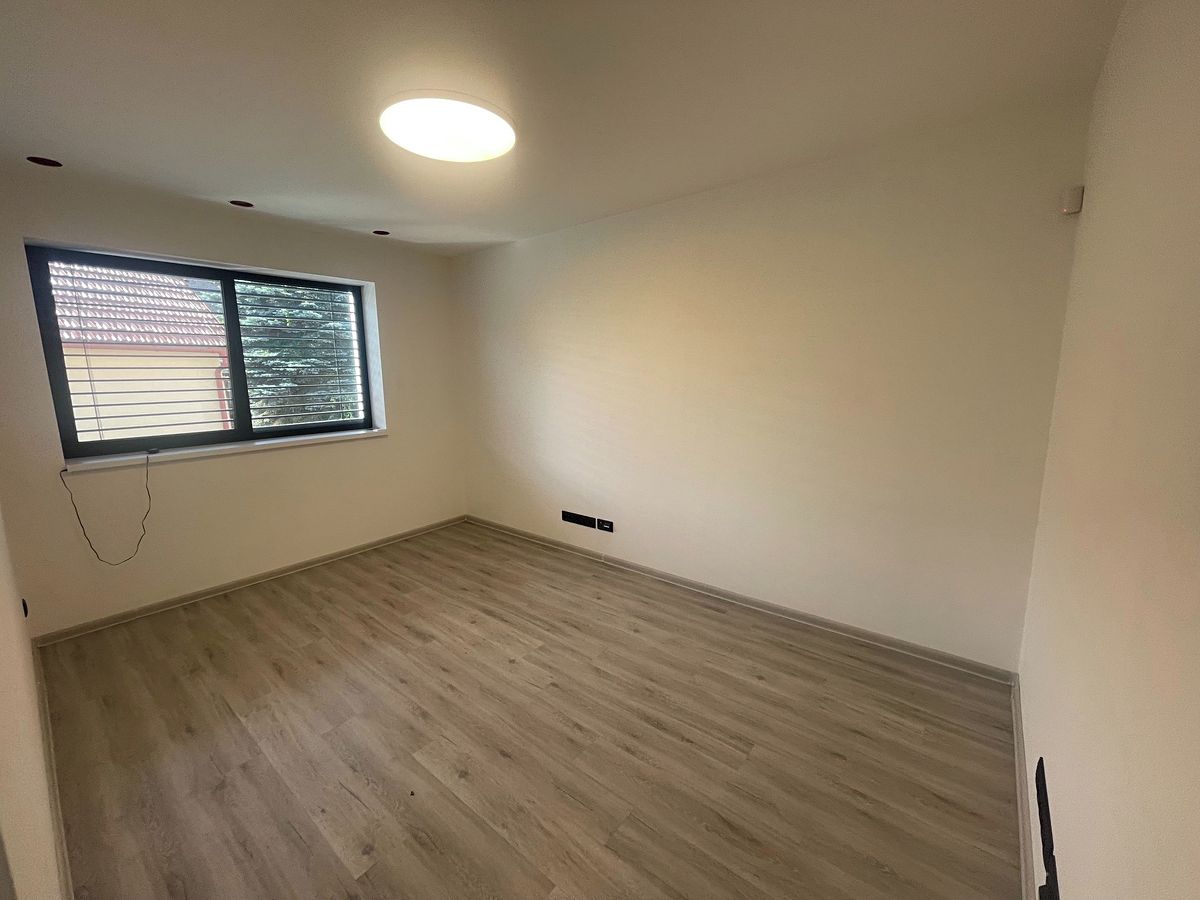 Pronájem bytu 1+kk 30 m² – fotografie 5