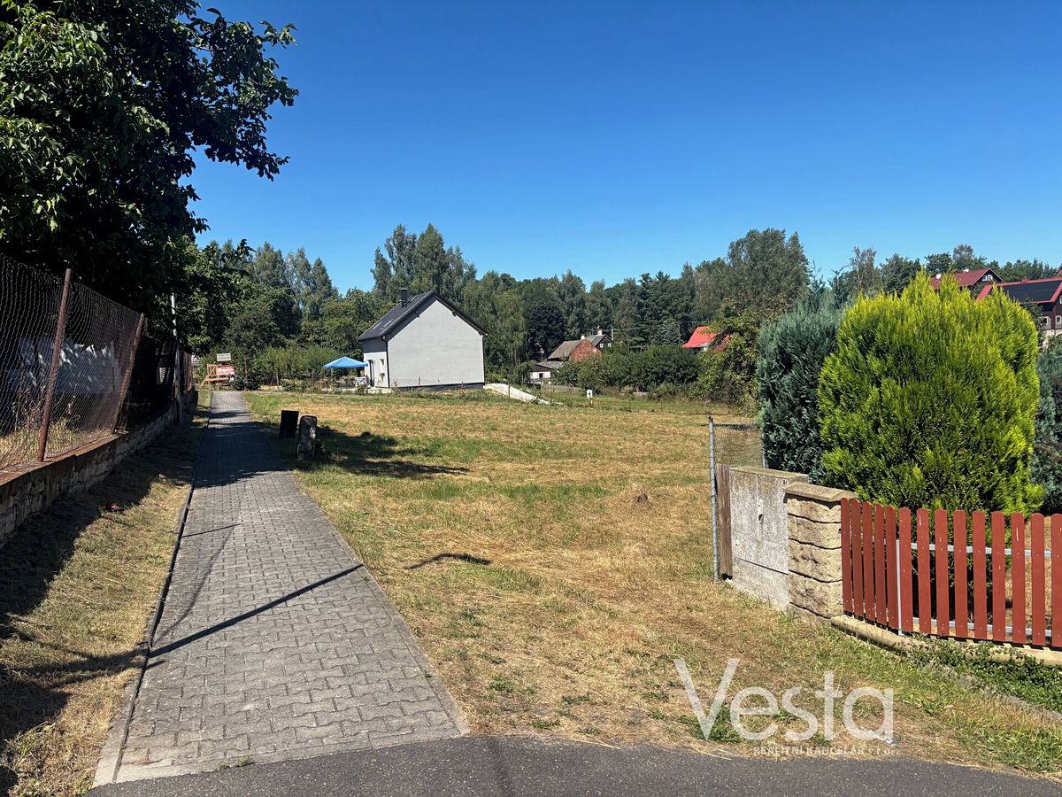 Prodej stavebního pozemku 2523 m² – fotografie 2