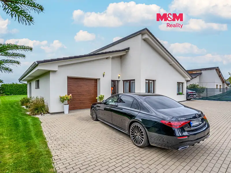 Prodej rodinného domu 177 m², pozemek 1013 m², Zlatá – náhled fotky 1