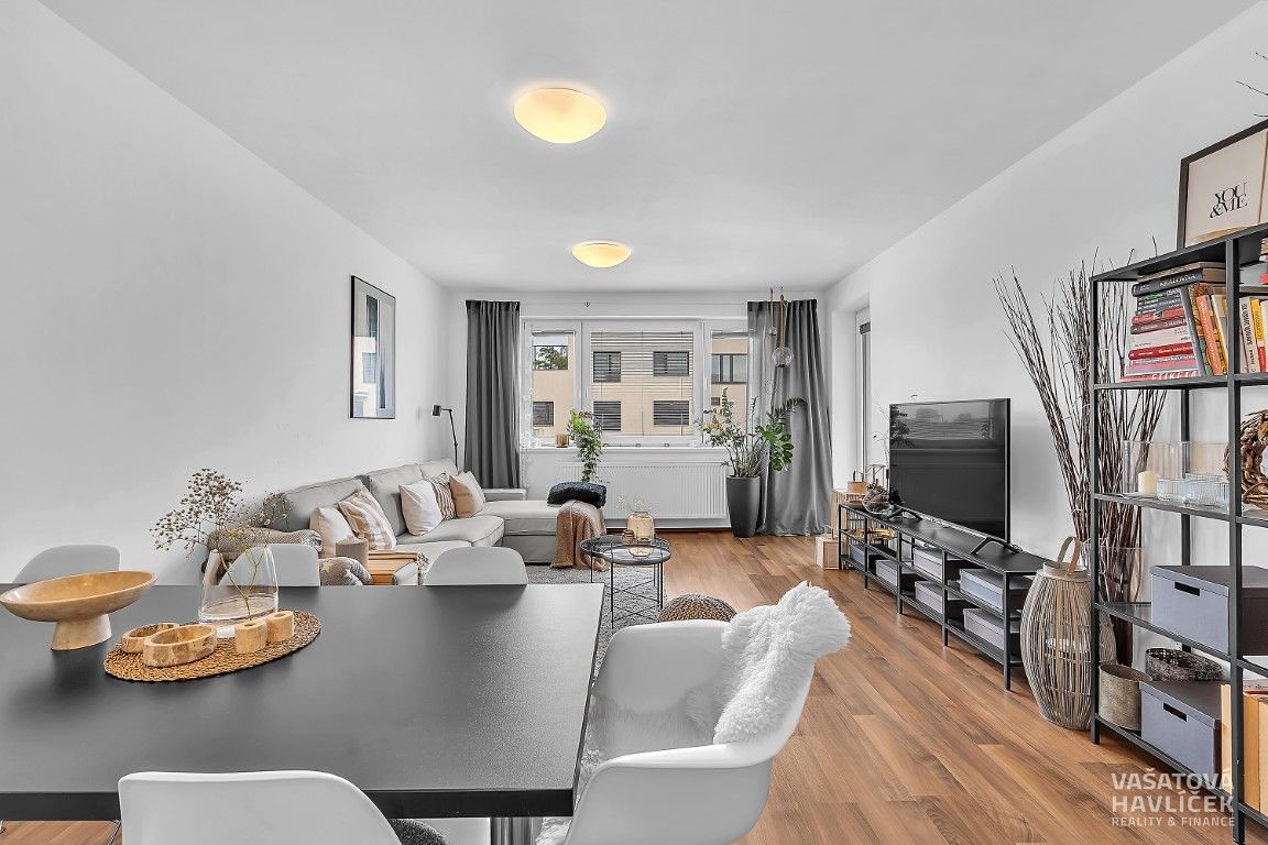 Pronájem bytu 3+kk 77 m² – fotografie 4