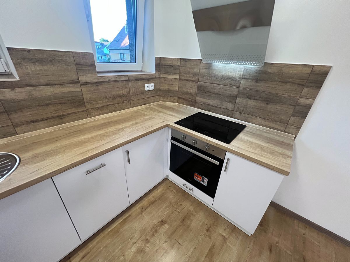 Pronájem bytu 2+kk 63 m² – fotografie 3