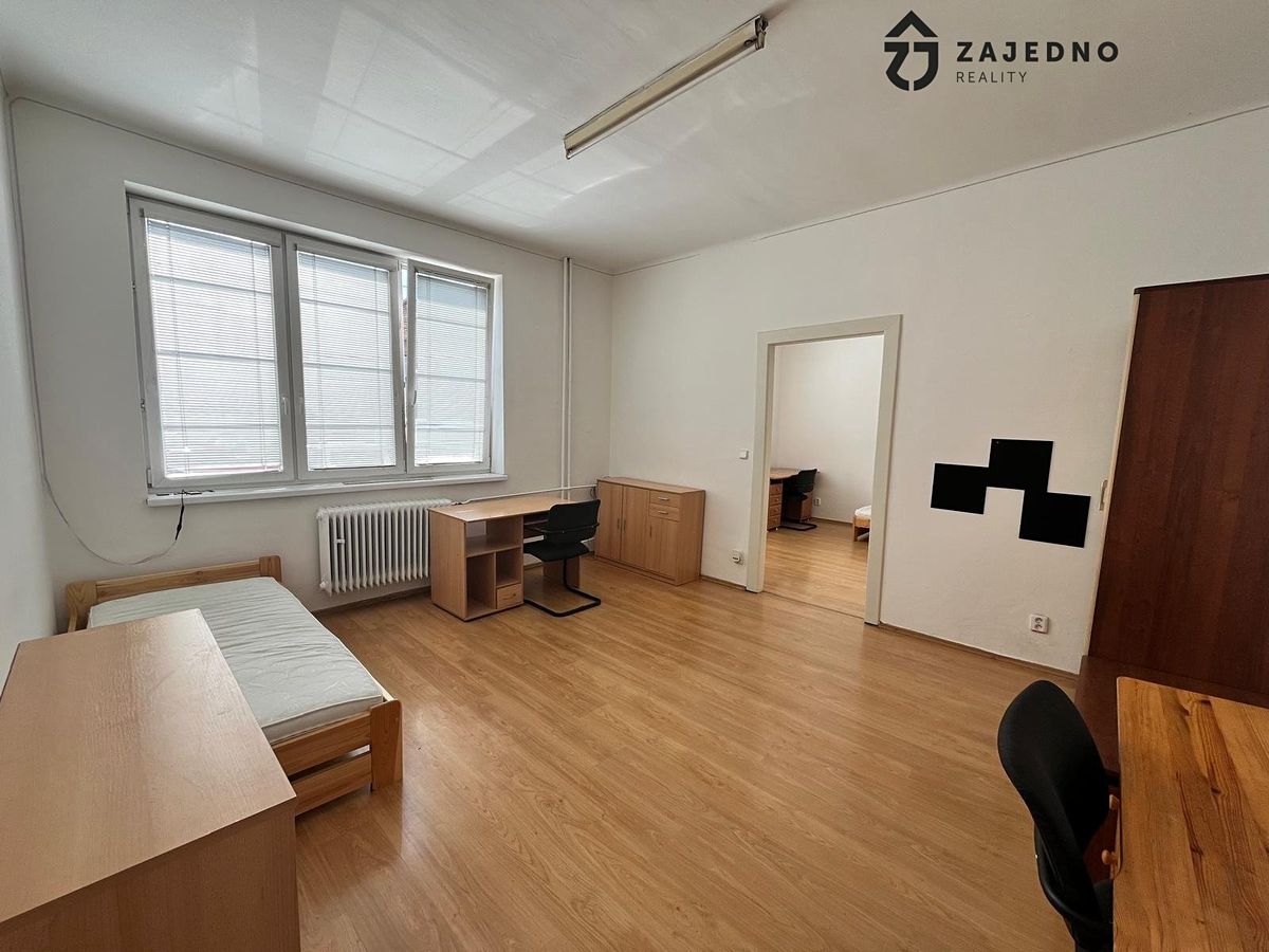 Pronájem bytu 2+1 60 m² – fotografie 3