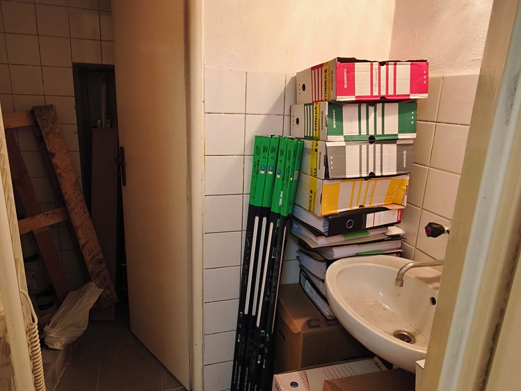 Prodej komerčního prostoru, 141 m² (15 z 19)