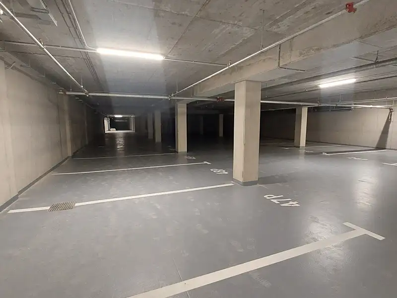 Pronájem garážového stání 12 m², Olomouc – náhled fotky 2