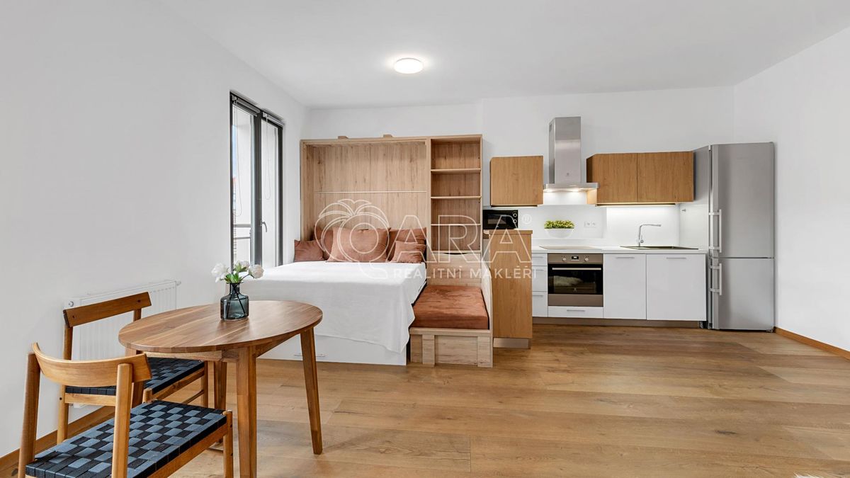 Pronájem bytu 2+kk 58 m² – fotografie 3