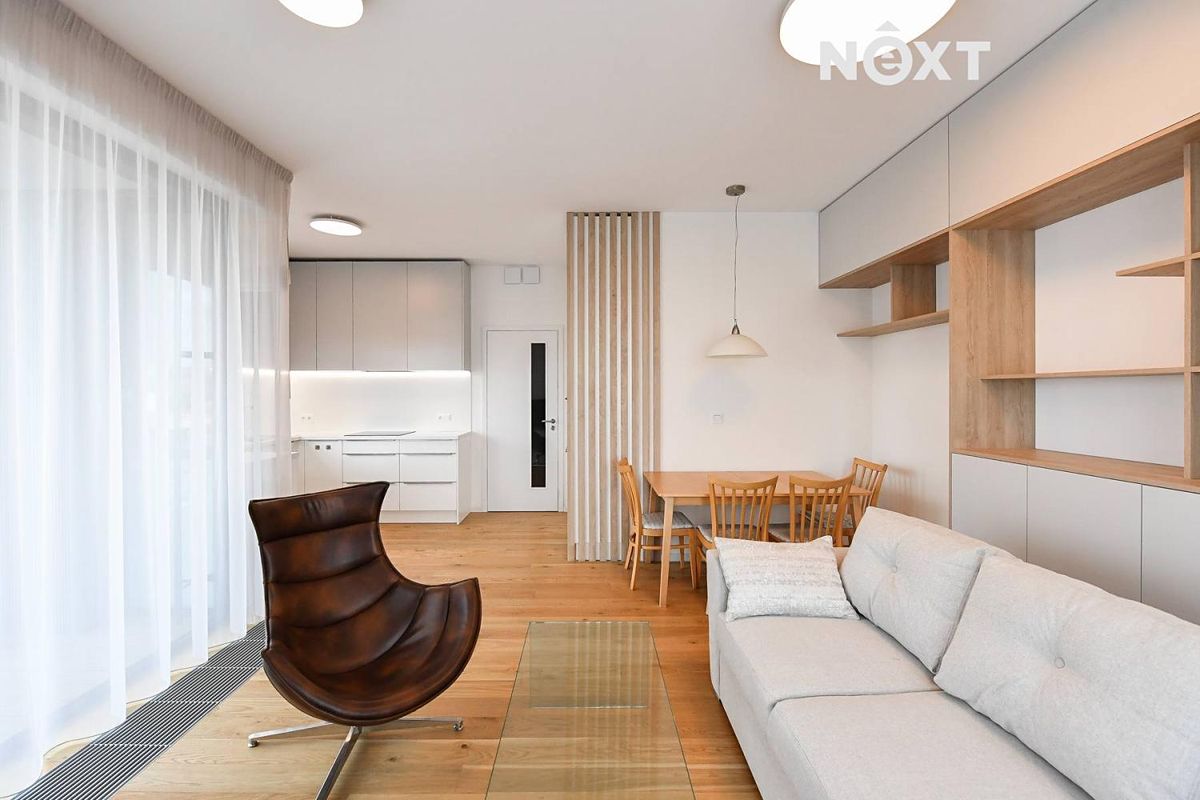 Pronájem bytu 2+kk 59 m² – fotografie 4