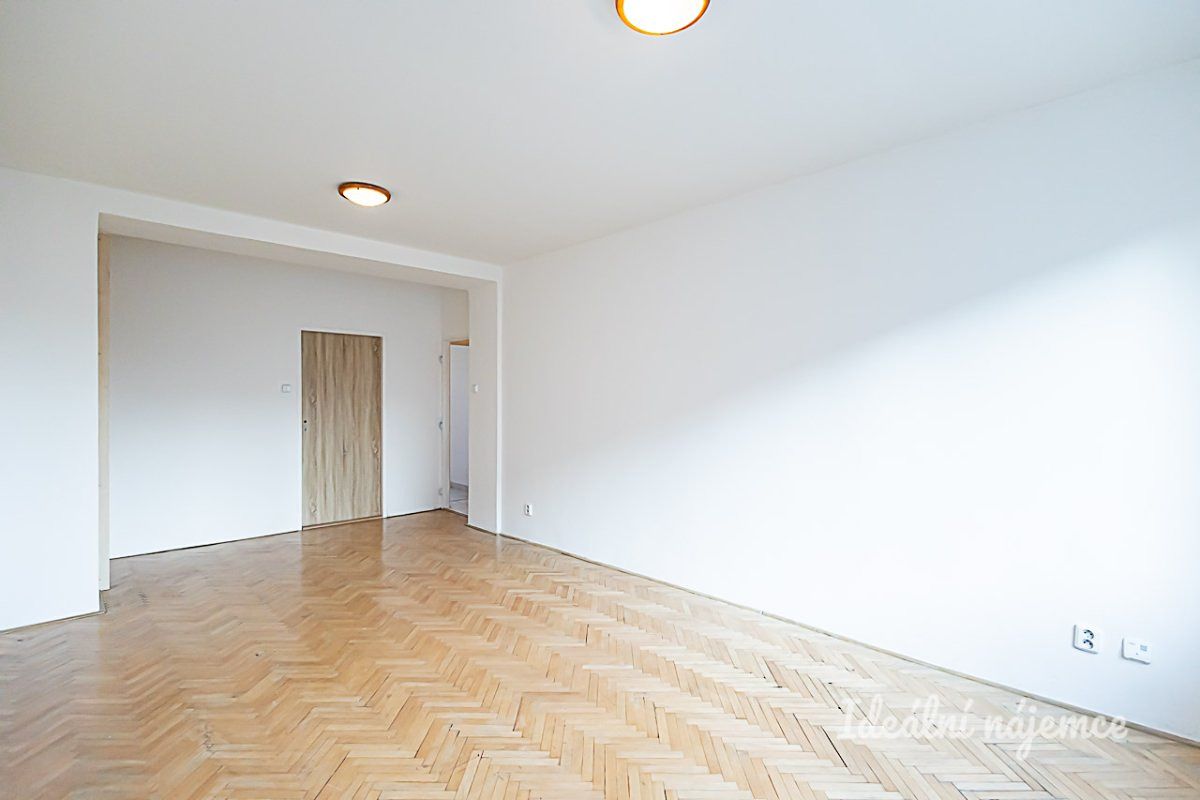 Pronájem bytu 2+1 53 m² – fotografie 4