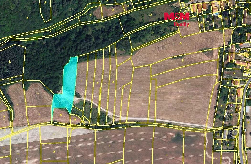Prodej pole 3750 m², Slabce – fotka 1 z 3