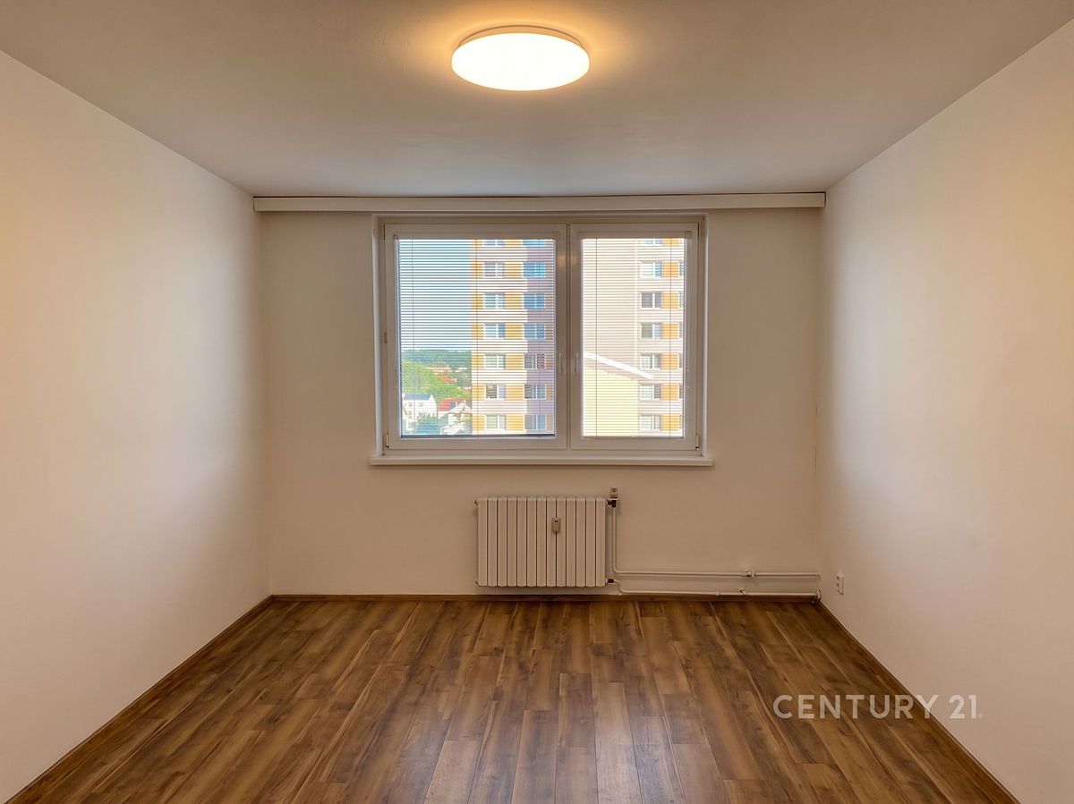 Pronájem bytu 2+1 57 m² – fotografie 3