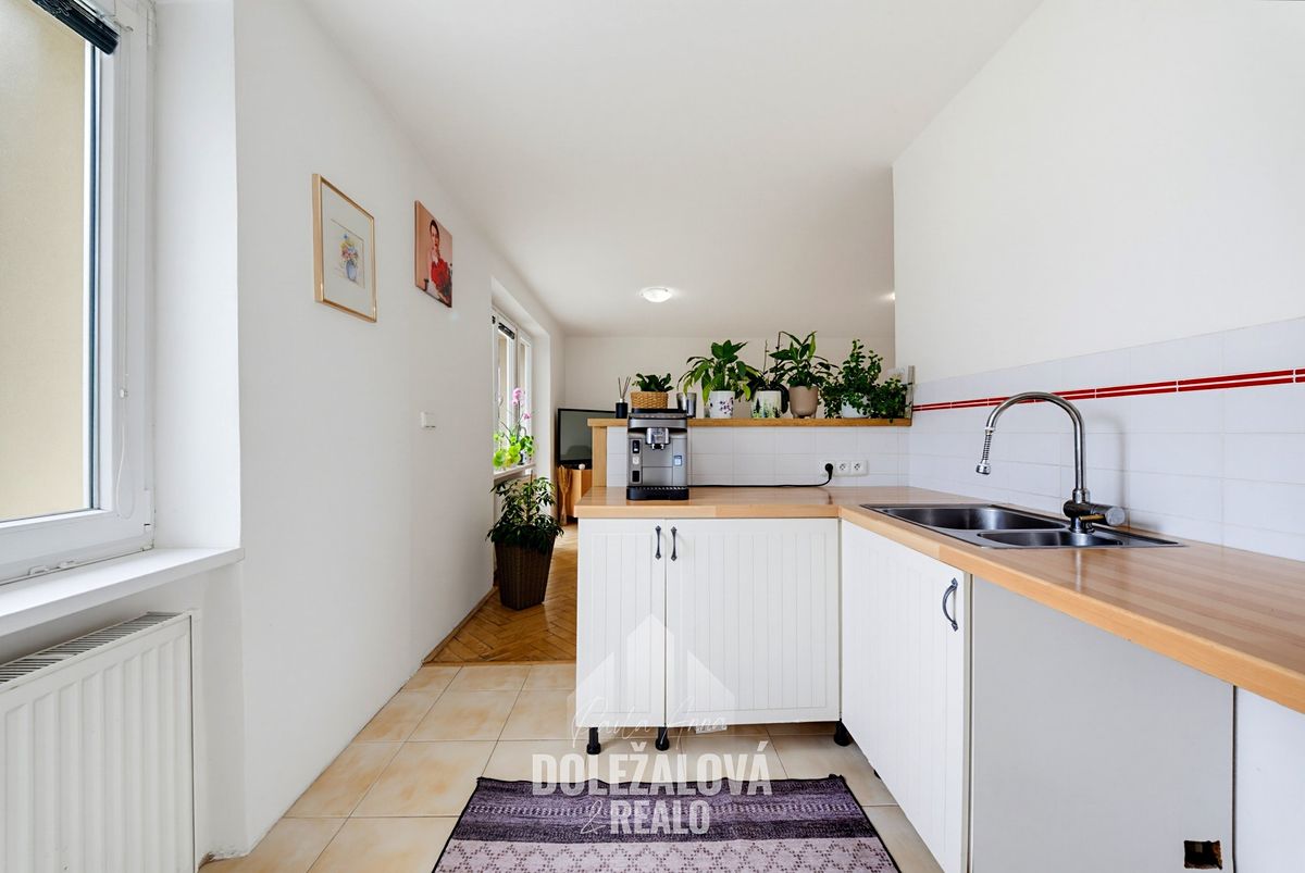 Pronájem bytu 3+kk 68 m² – fotografie 4