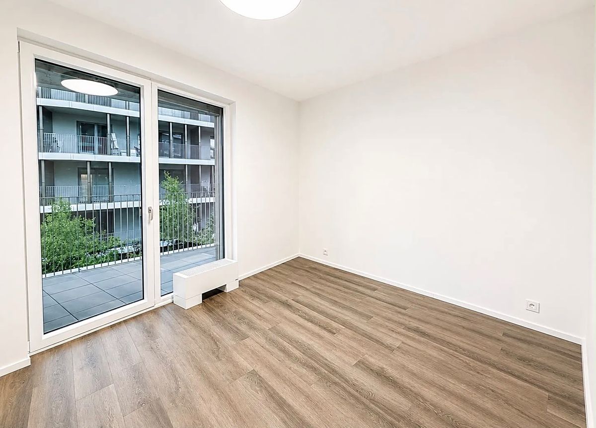 Pronájem bytu 2+kk 60 m² – fotografie 2