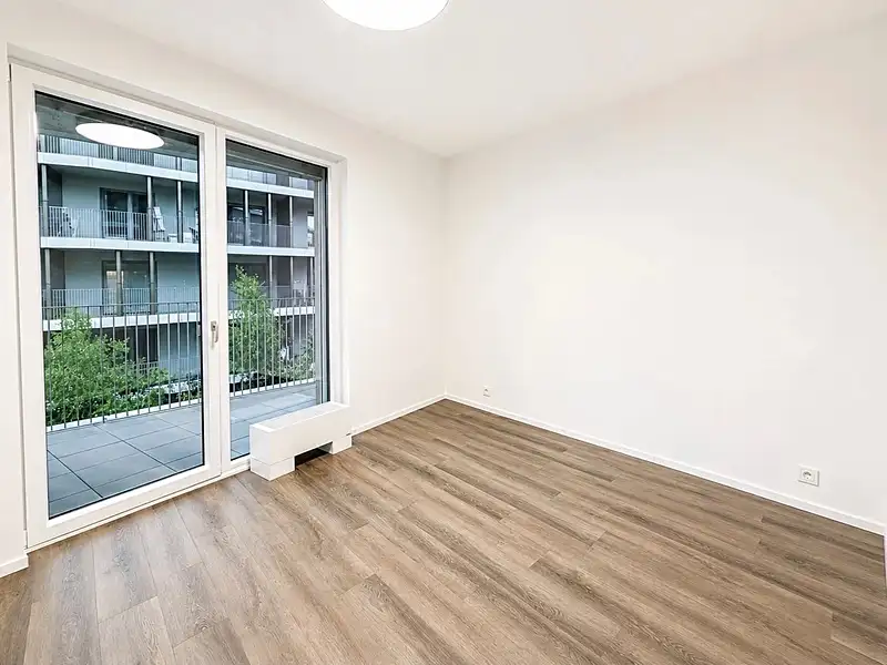 Pronájem bytu 2+kk 60 m², Praha – náhled fotky 2