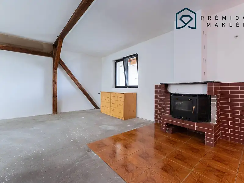 Prodej rodinného domu 200 m², pozemek 690 m², Liběšice – náhled fotky 2