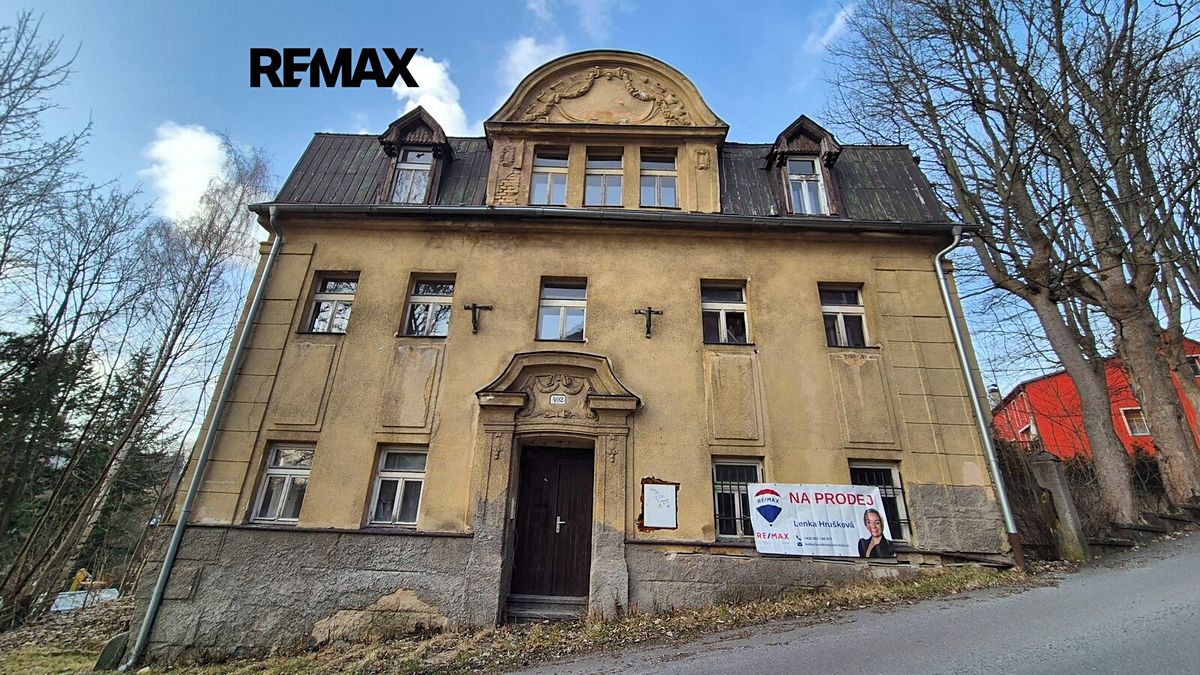 Prodej kanceláře 680 m²