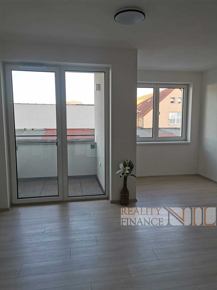Prodej bytu 1+kk 39 m² – fotografie 3
