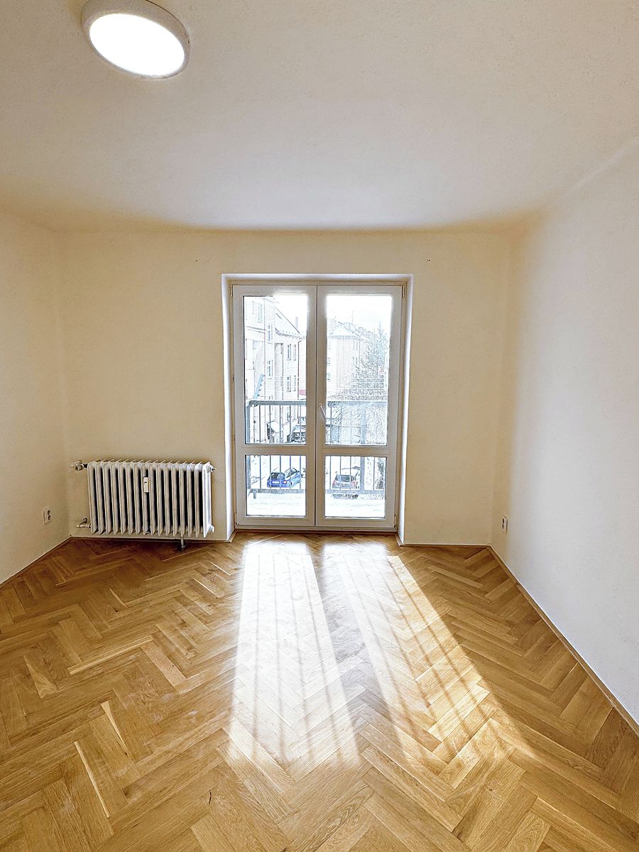Pronájem bytu 2+1 61 m² – fotografie 2