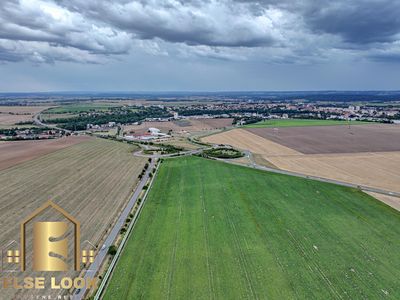 Prodej pole 17943 m²