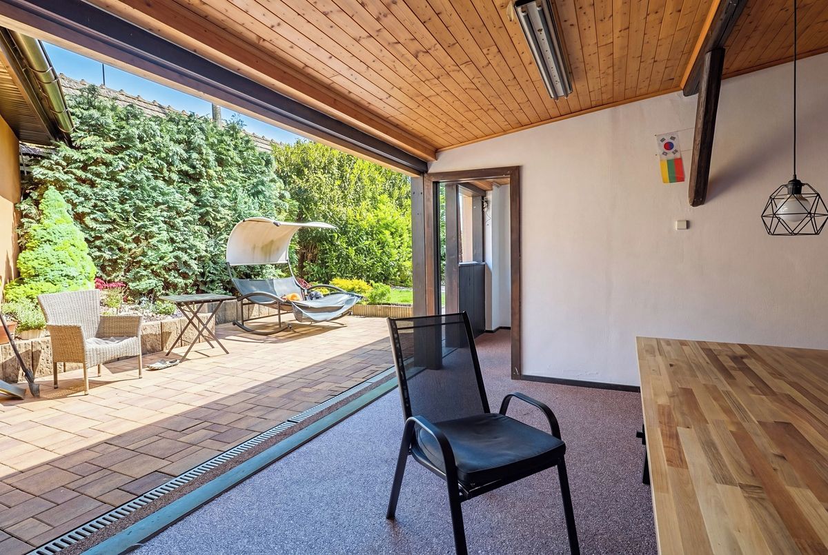 Prodej rodinného domu 160 m², pozemek 906 m² – fotografie 5