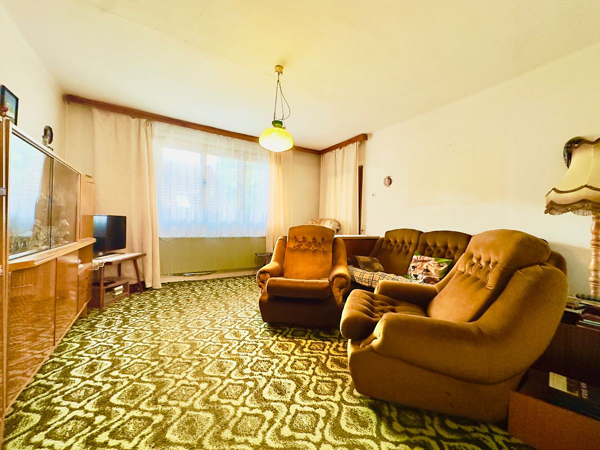 Prodej rodinného domu 120 m², pozemek 489 m² – fotografie 2