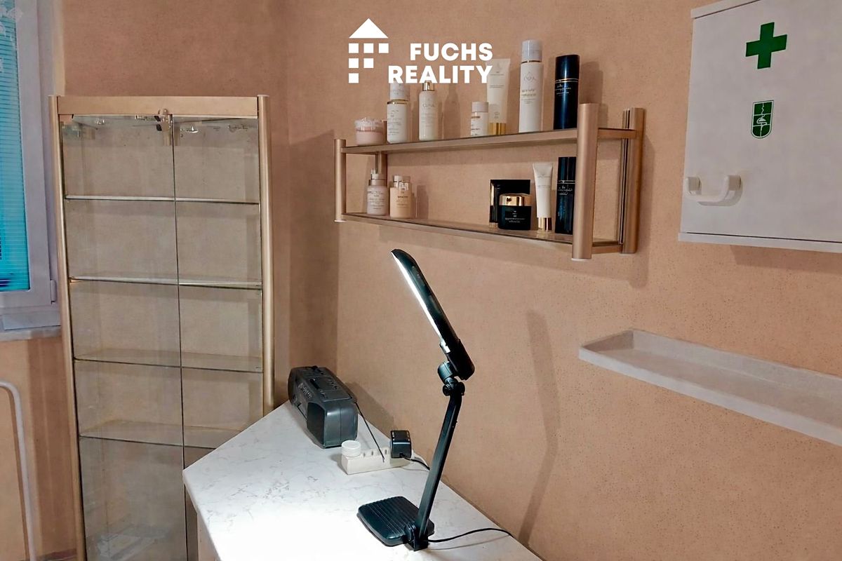 Pronájem obchodního prostoru 12 m² – fotografie 3