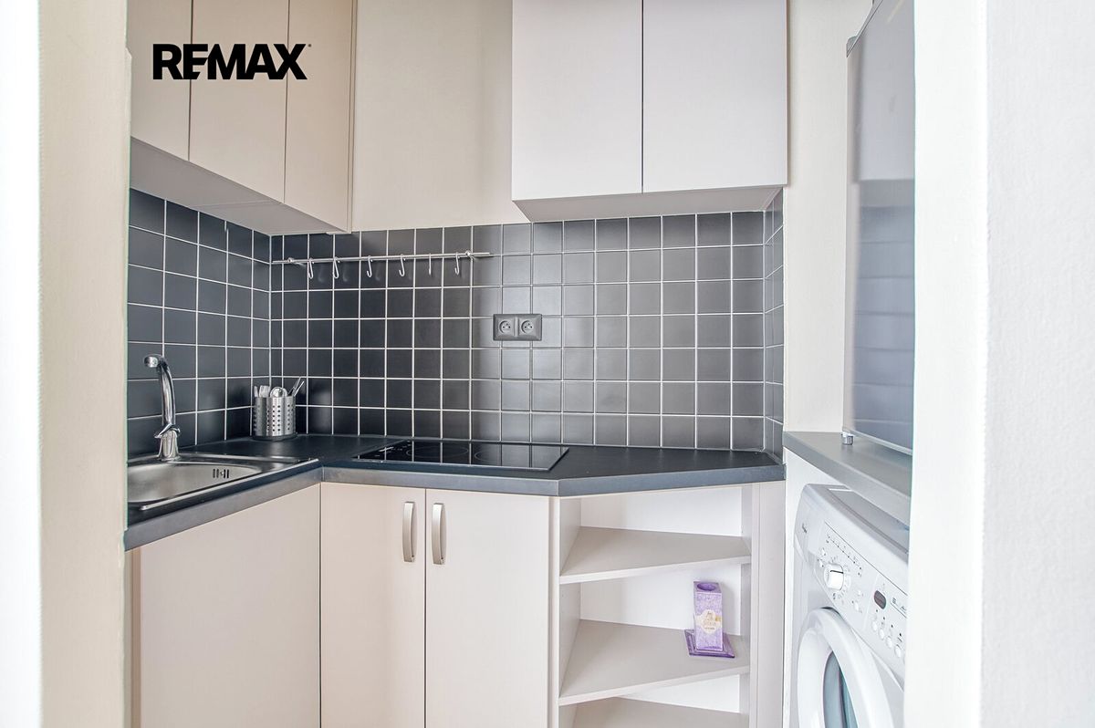 Pronájem bytu 1+kk 26 m² – fotografie 3