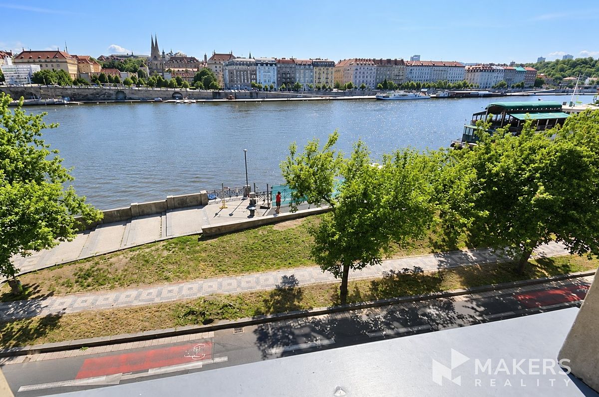Pronájem bytu 3+kk 94 m² – fotografie 3