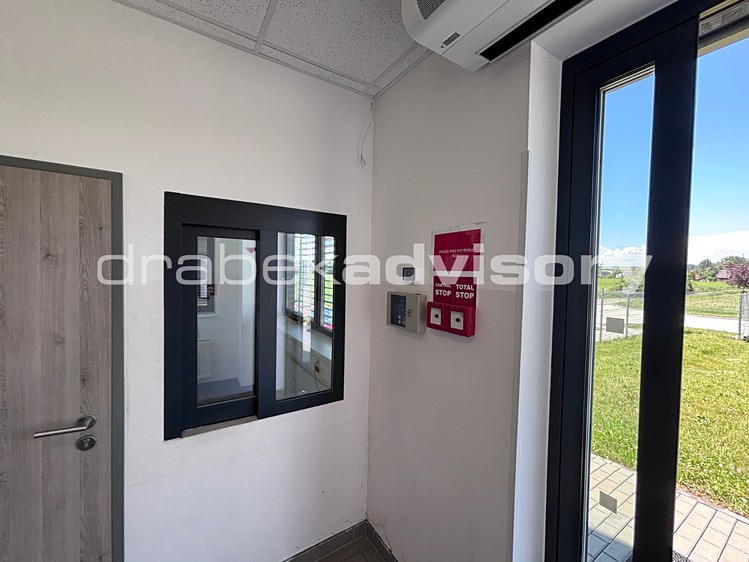 Комерційне приміщення в оренду, 4 439 м² (6 з 9)