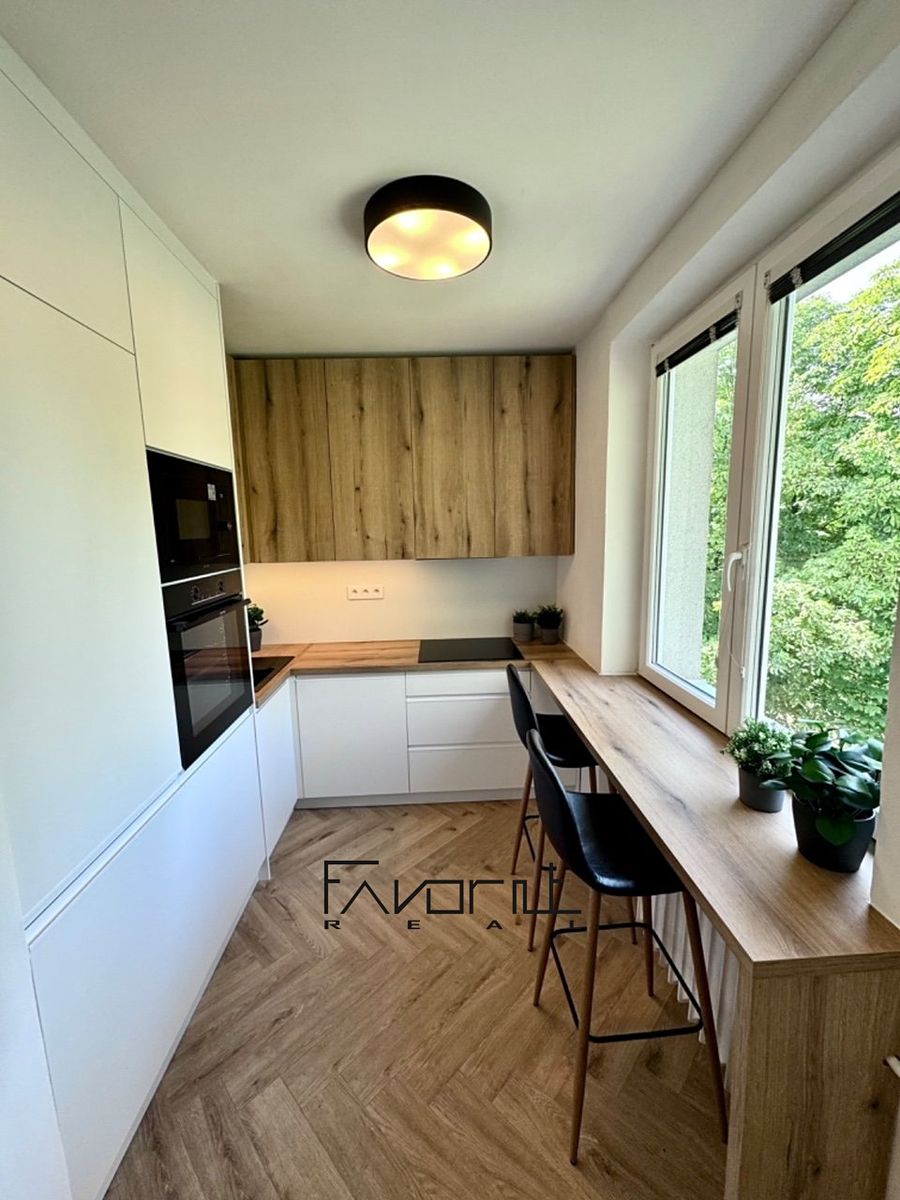 Pronájem bytu 3+kk 63 m²