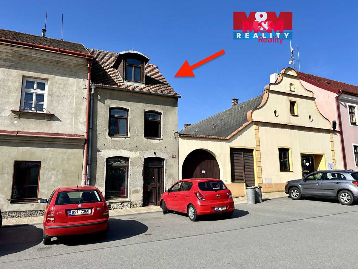 Prodej rodinného domu 239 m², pozemek 176 m²