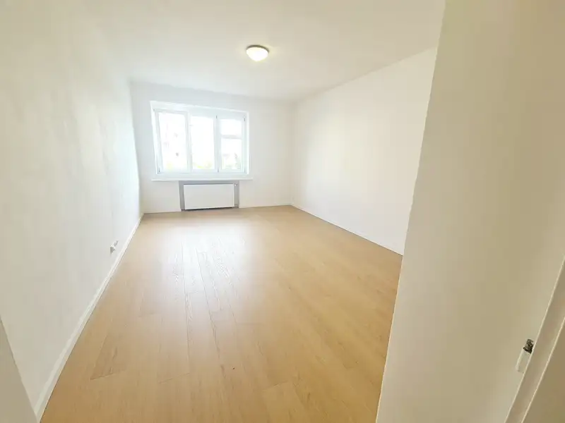Pronájem bytu 3+kk 90 m², Roztoky – náhled fotky 2