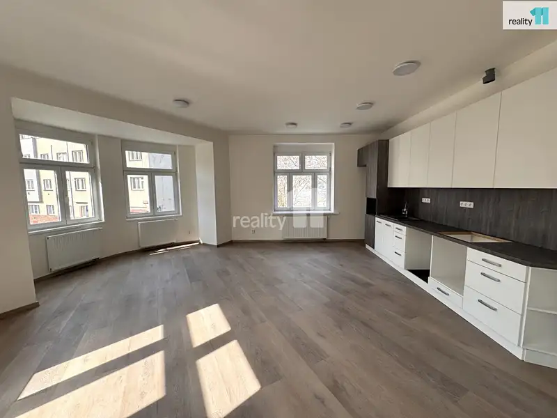 Prodej bytu 2+kk 76 m², Praha – náhled fotky 3