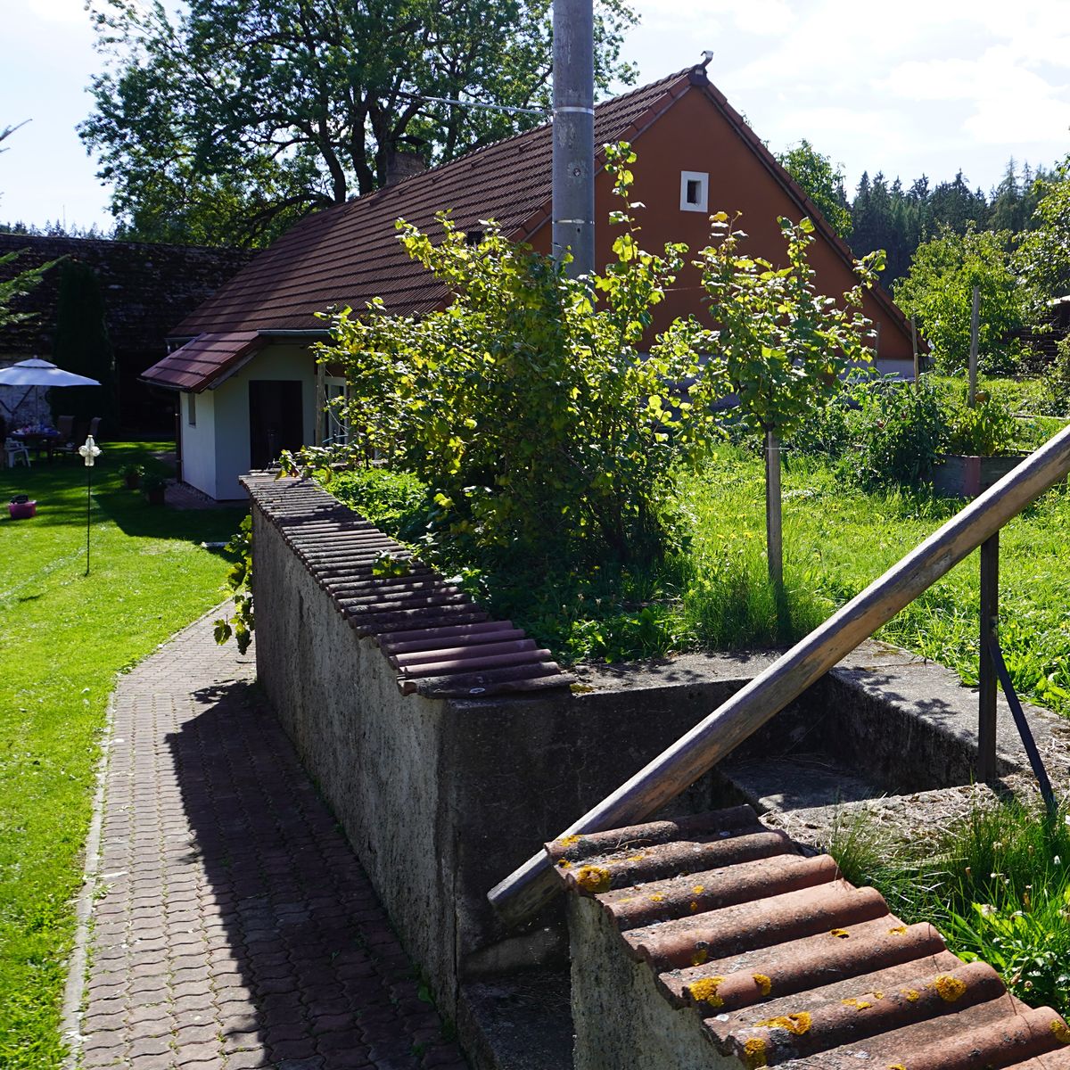 Prodej rodinného domu 115 m², pozemek 1834 m²