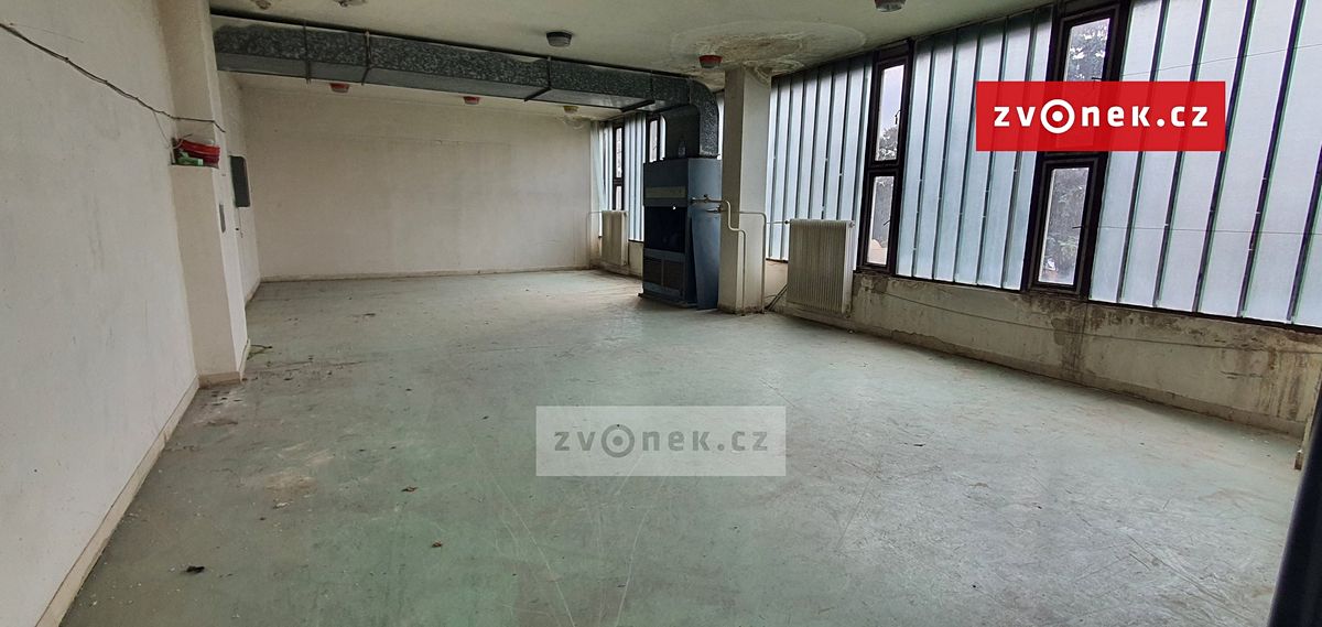 Pronájem obchodního prostoru 65 m² – fotografie 3