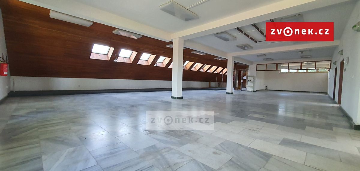 Pronájem obchodního prostoru 442 m² – fotografie 3