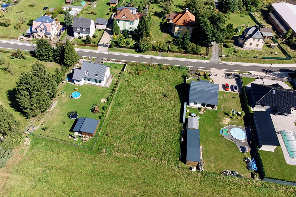 Prodej stavebního pozemku 1568 m² – fotografie 2