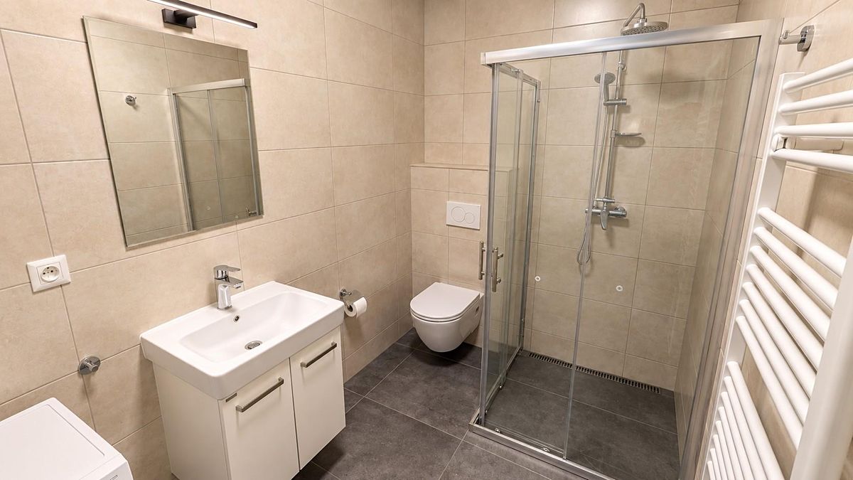 Pronájem bytu 2+kk 42 m² – fotografie 3