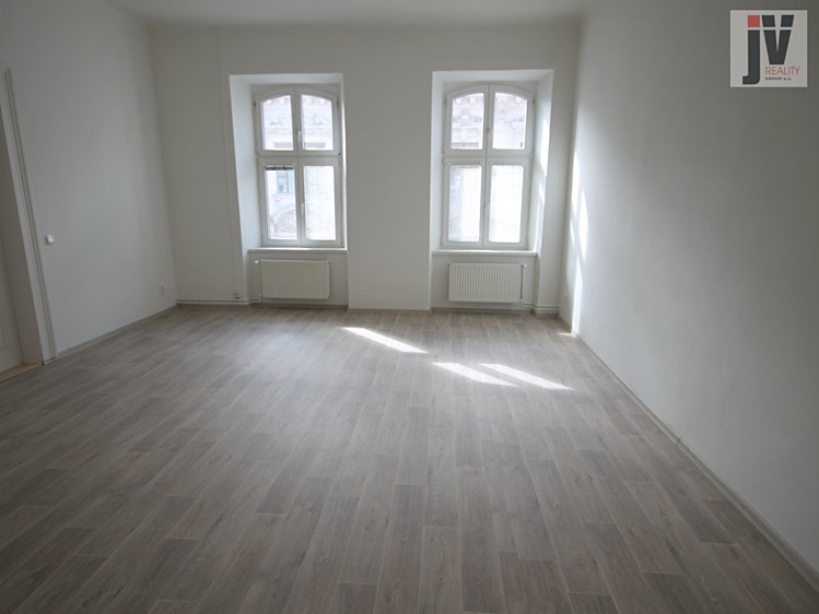 Квартира 4+1 в оренду, 137 м² (5 з 16)