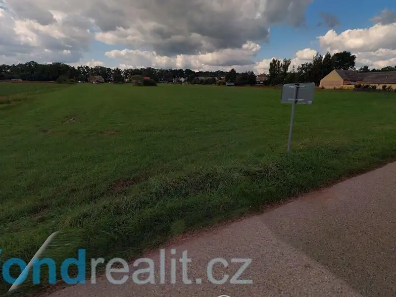 Prodej stavebního pozemku 1553 m², Záblatí – náhled fotky 3