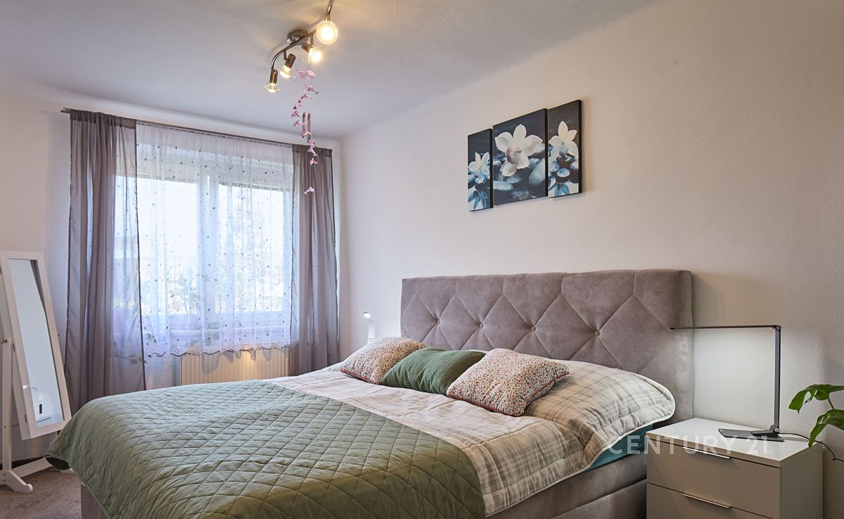 Prodej rodinného domu 94 m², pozemek 150 m², Znojmo – fotka 1 z 3