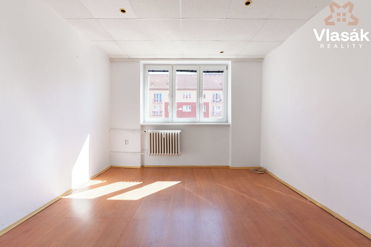 Pronájem bytu 2+1 58 m² – fotografie 3