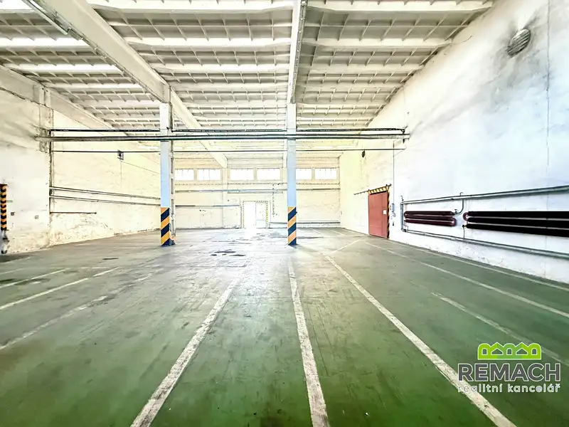 Pronájem skladového prostoru 816 m², Uherské Hradiště – náhled fotky 3