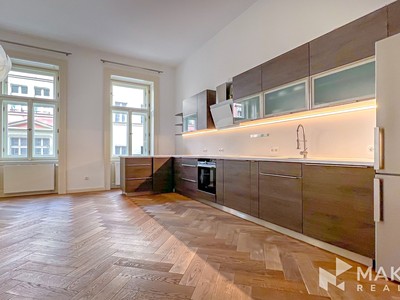 Pronájem bytu 3+kk 97 m²