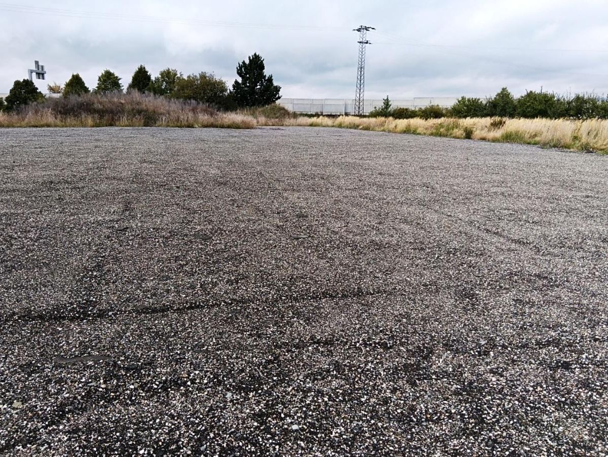 Prodej komerčního pozemku 3700 m² – fotografie 3