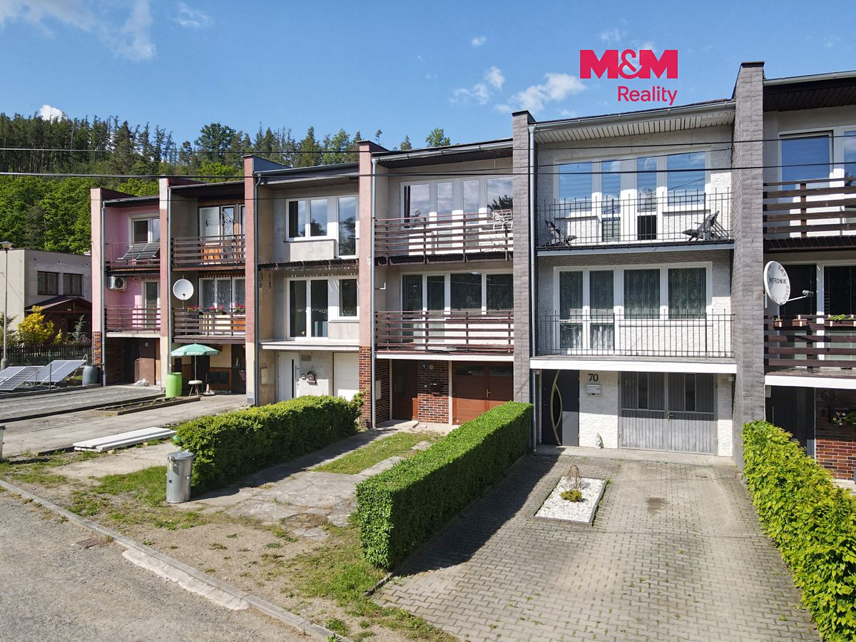 Prodej rodinného domu 170 m², pozemek 397 m², Hošťálkovy – fotka 1 z 3